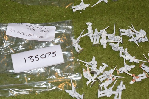28mm old west castings - /,